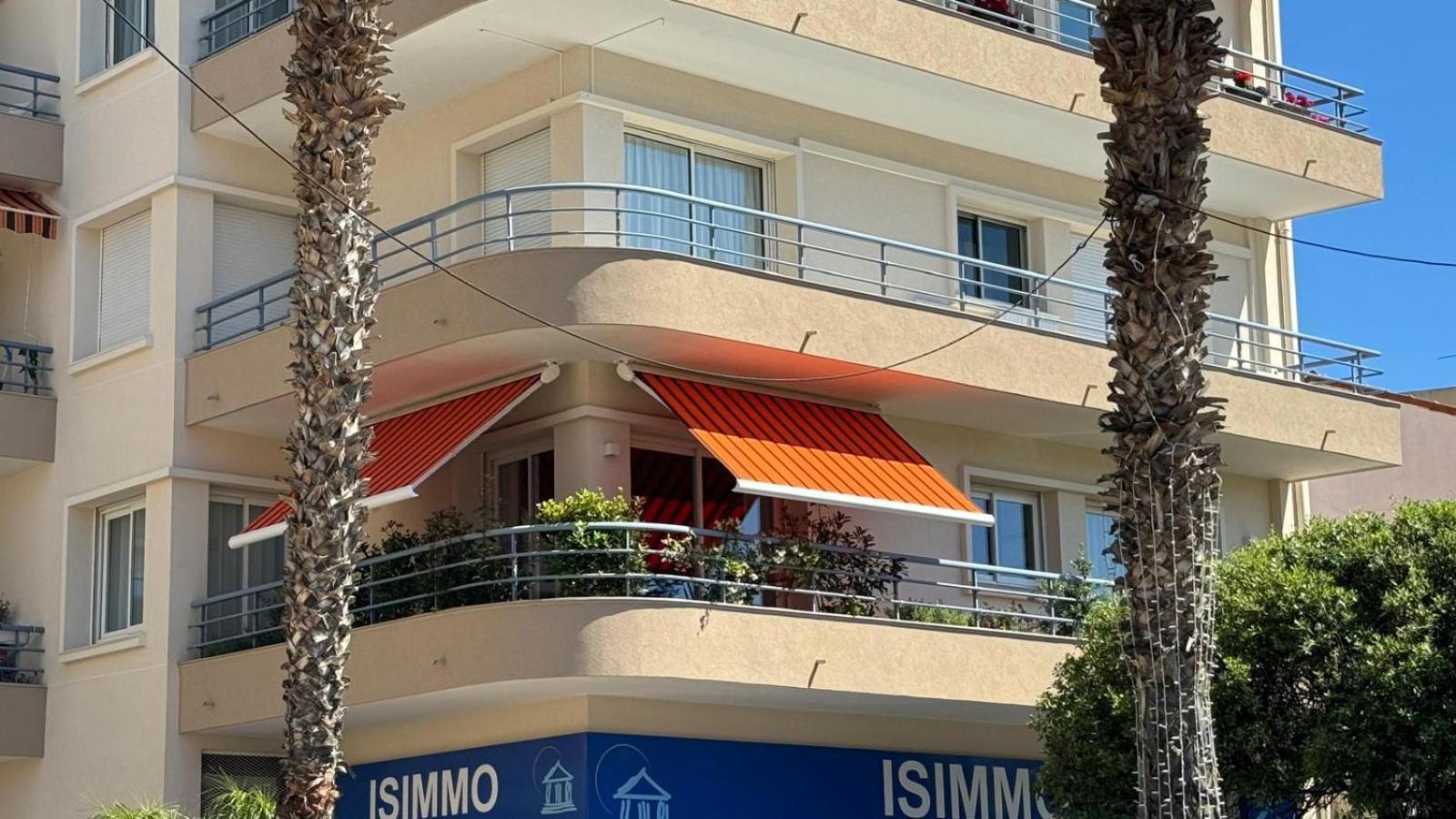 Appartement Luxueux Plein Centre De Cavalaire A 2Mn De La Plage Exterior photo